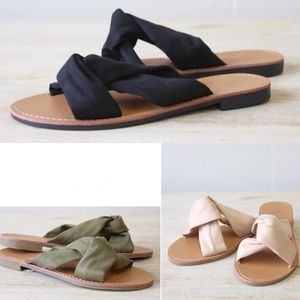 Adelaide slide sandal